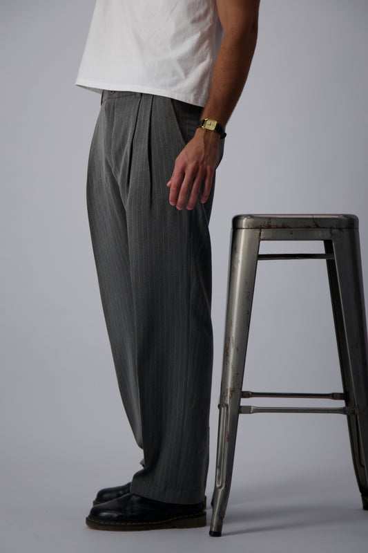 Pantalón II – Pliegues