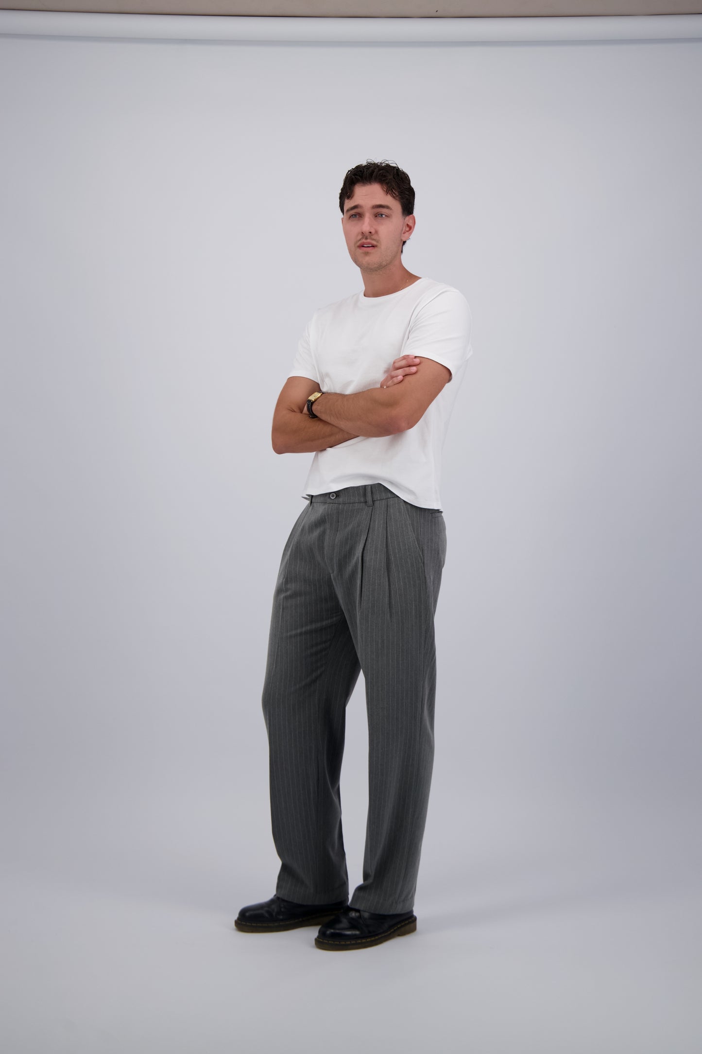 Pantalón II – Pliegues